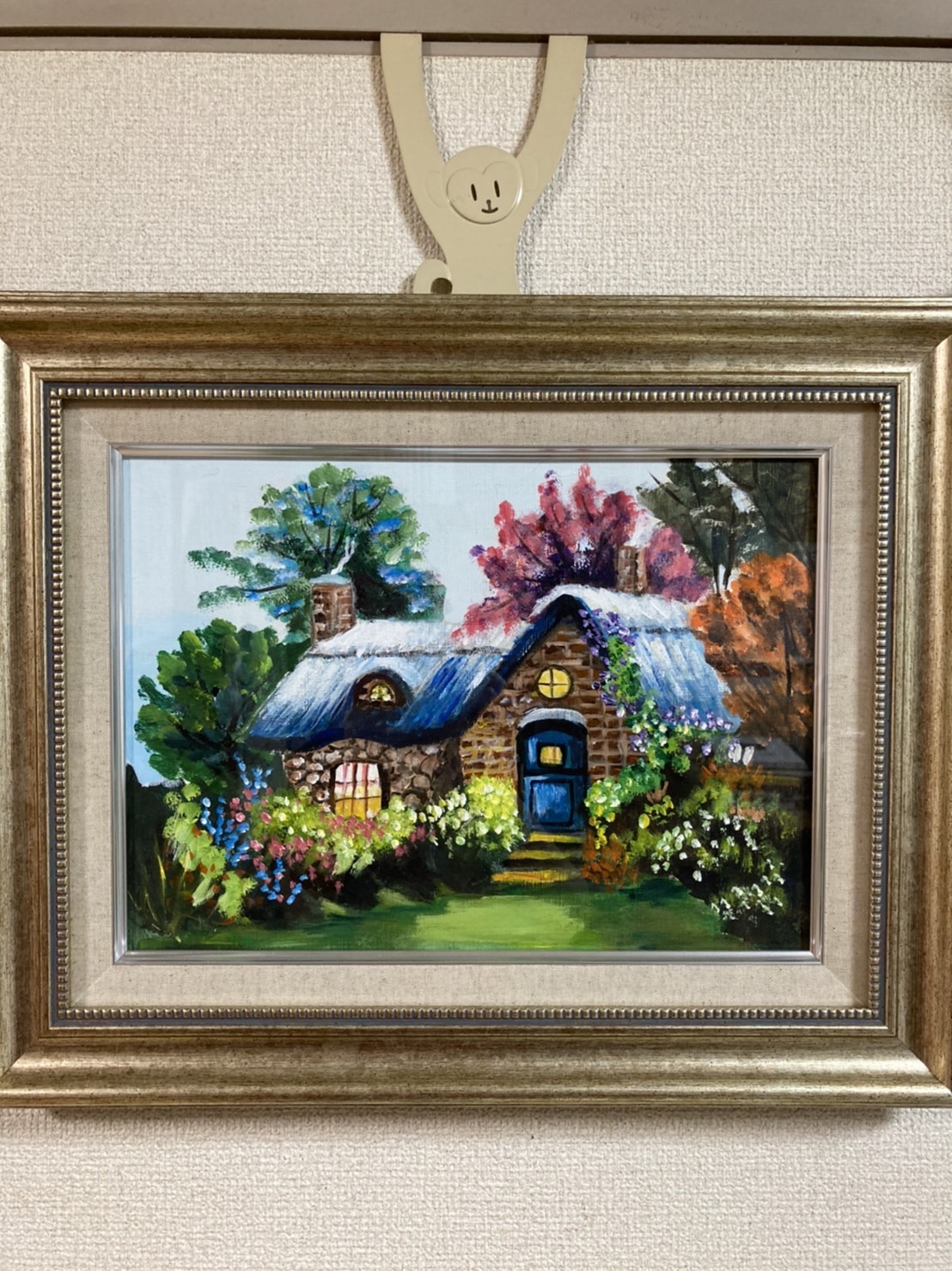 森の中の小さな家